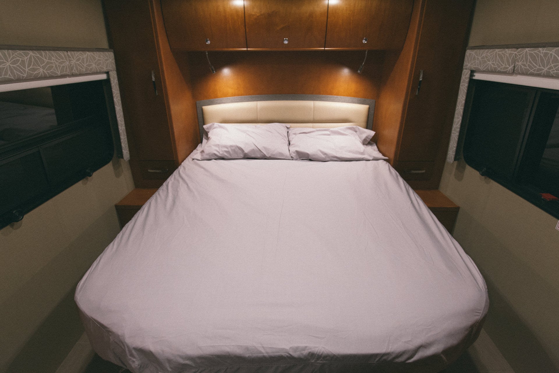 Organic Cotton Filler Sheet Set for Leisure Travel Vans Unity Twin Bed –  Aurora RV Linens